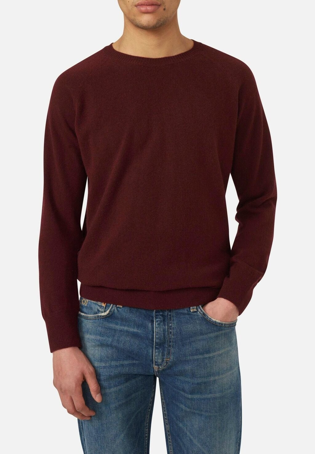 

Вязаный свитер GUSTAF ROUNDNECK Oscar Jacobson, цвет zinfandel red
