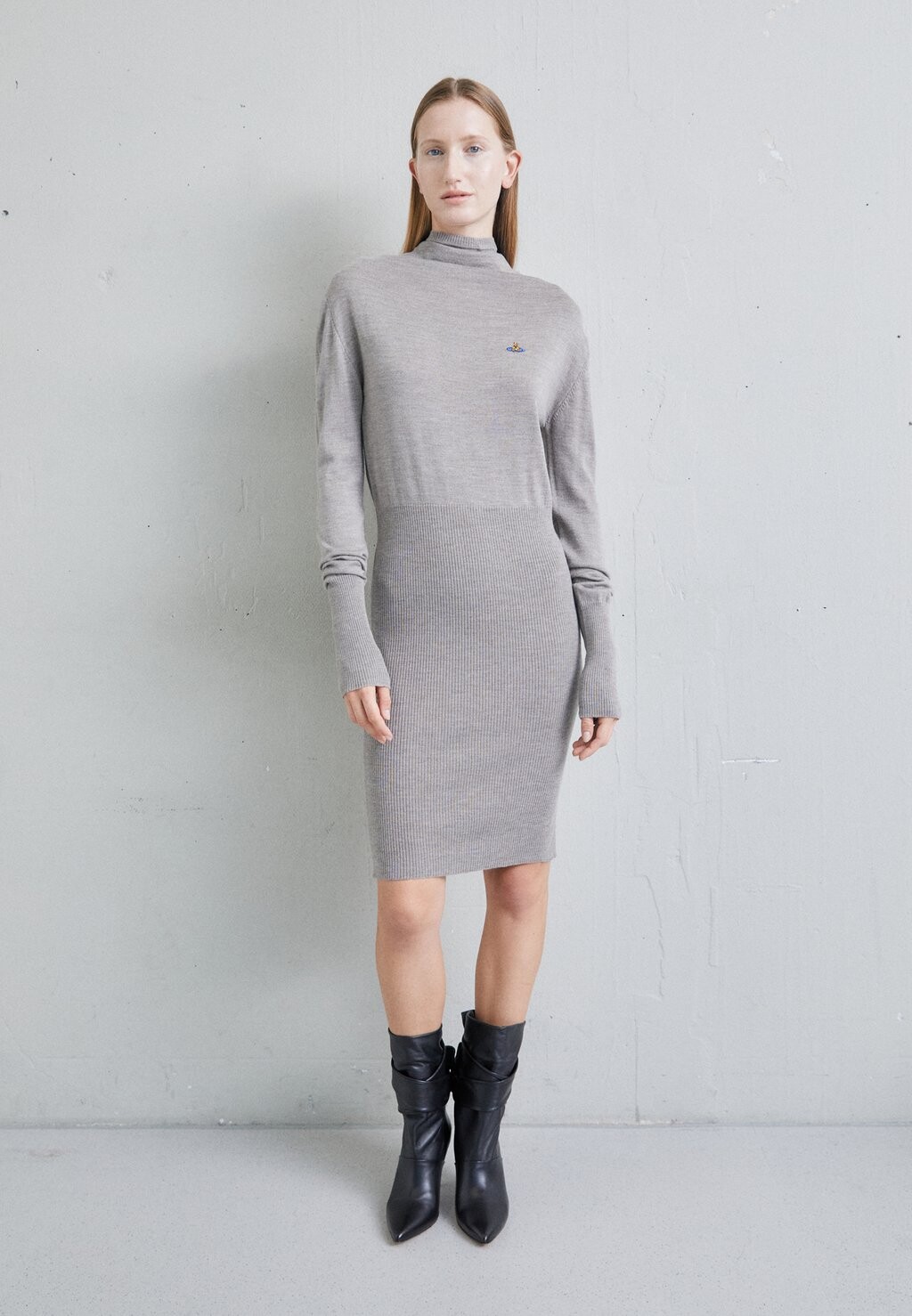 

Трикотажное платье Bea Dress Vivienne Westwood, цвет stone
