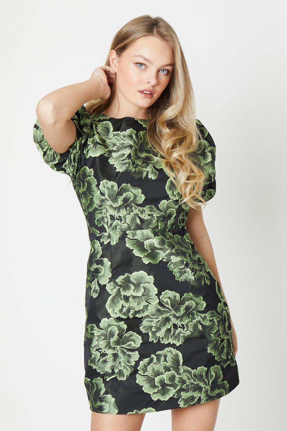 цена Зеленое мини-платье с жаккардовыми рукавами-фонариками и цветочным принтом Oasis, черный