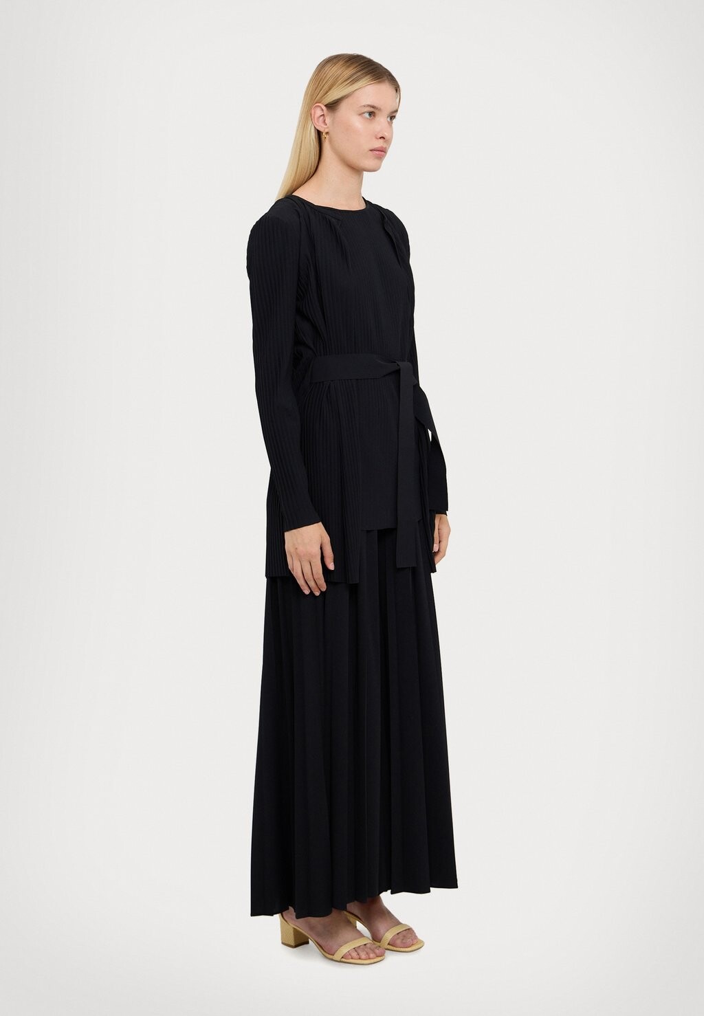 

Короткое пальто FIESTA Max Mara Leisure, черный
