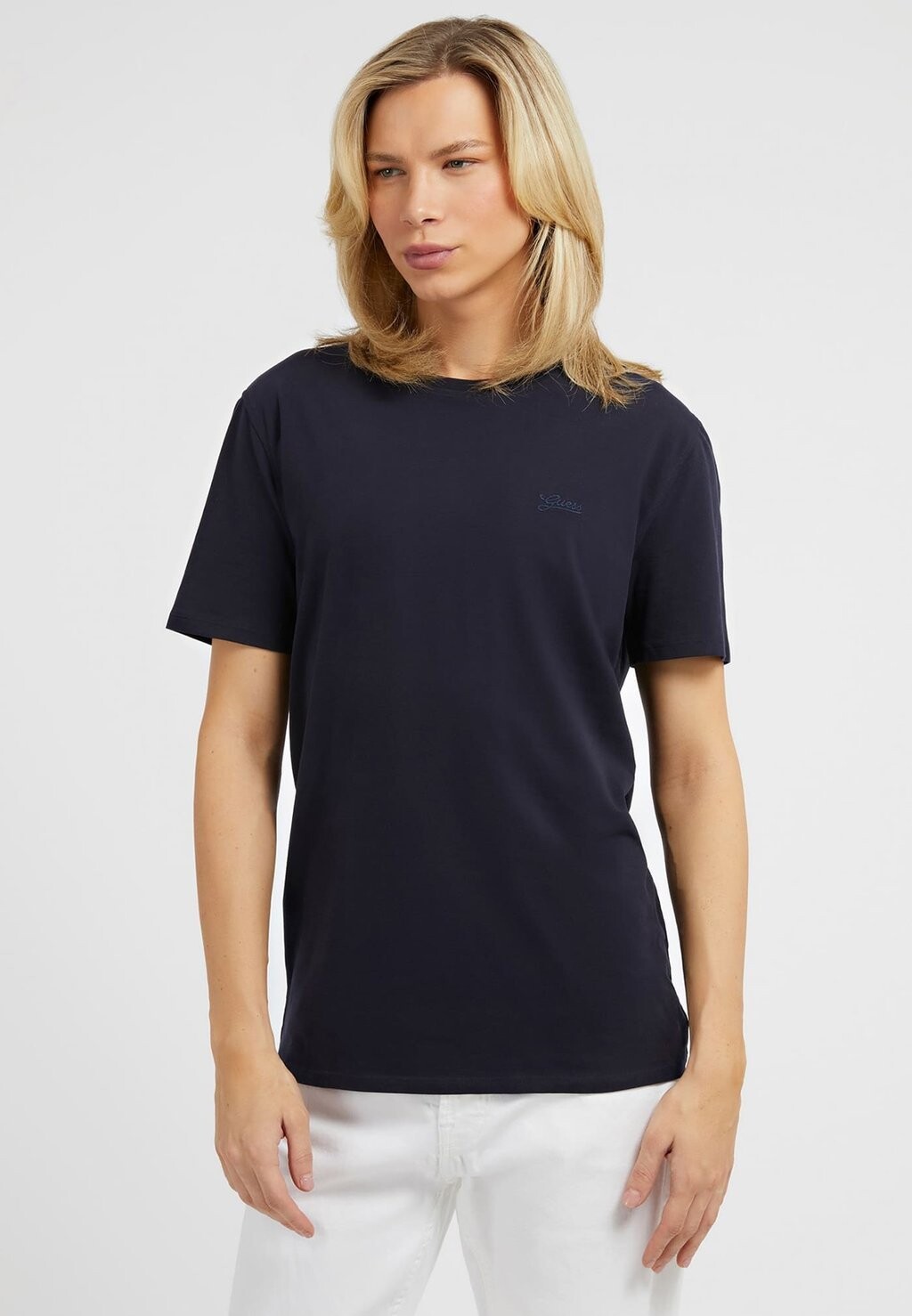 

Базовая футболка Guess, синий