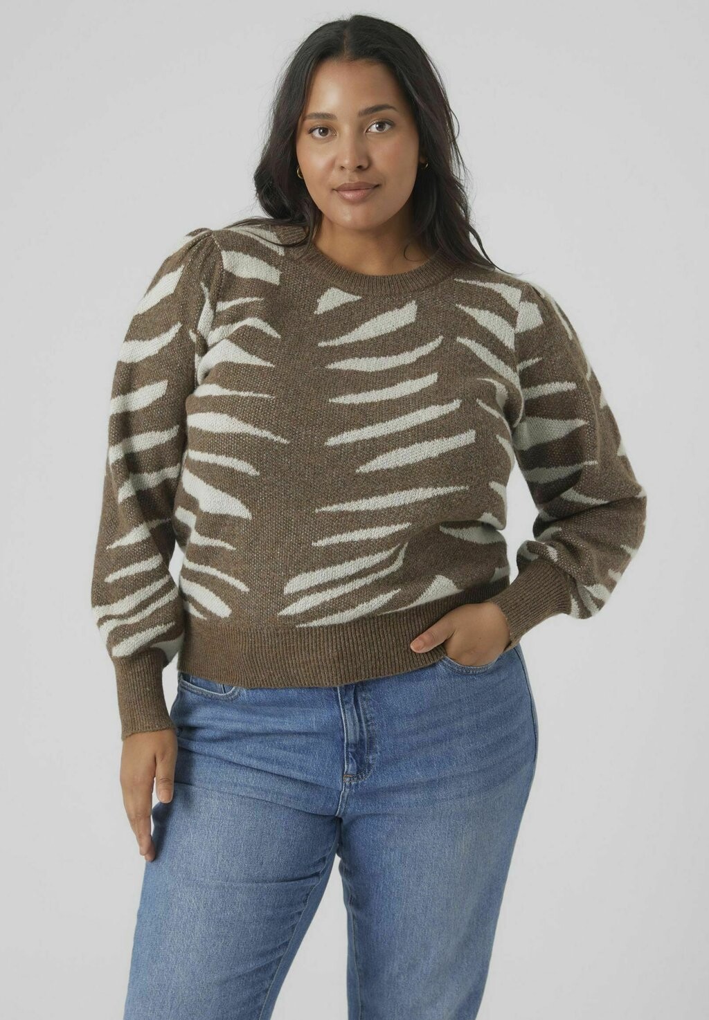 

Свитшот Vero Moda Curve VMNEWTARI LS O-NECK, цвет brown lentil