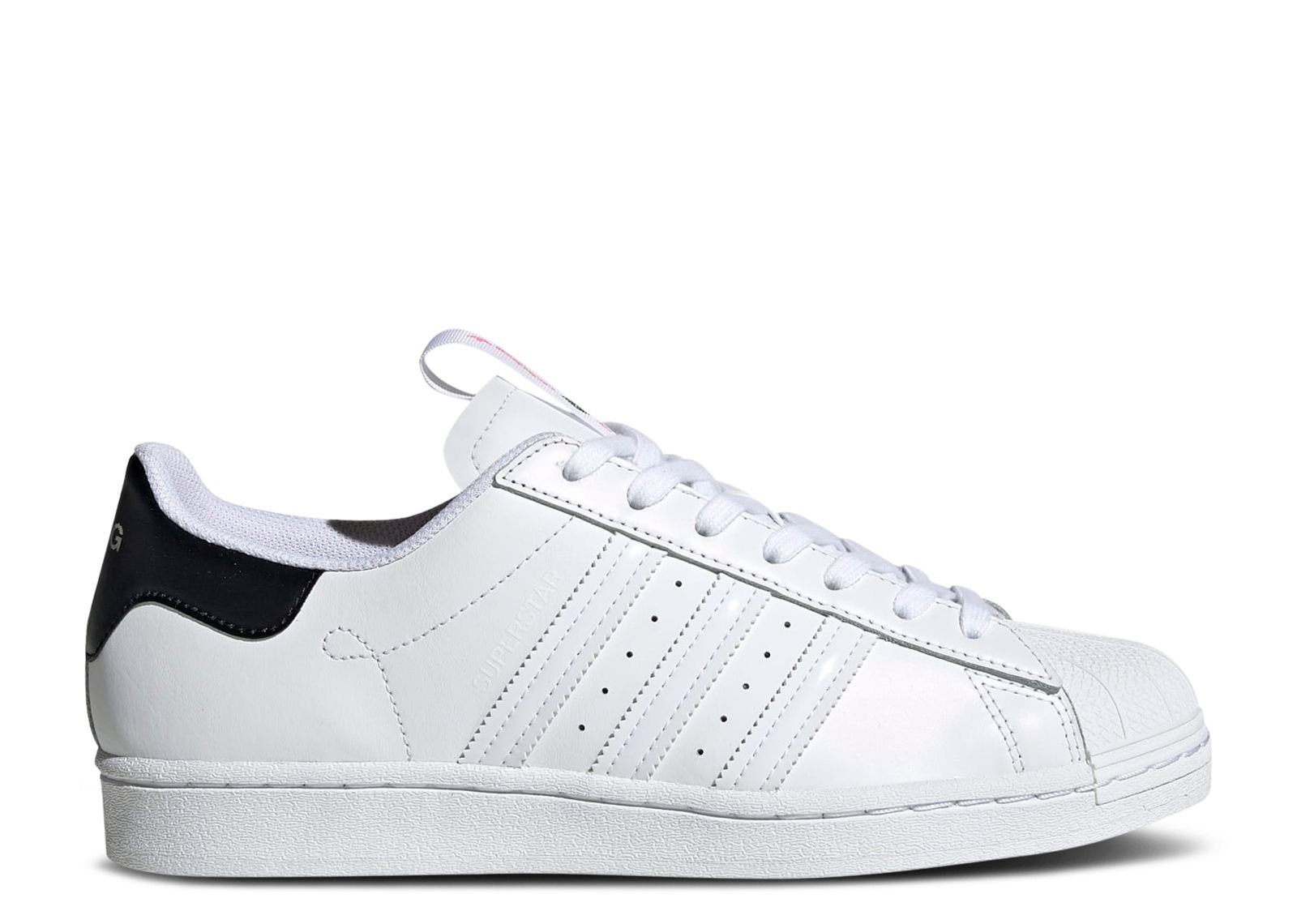 

Кроссовки adidas Superstar 'Shanghai', белый