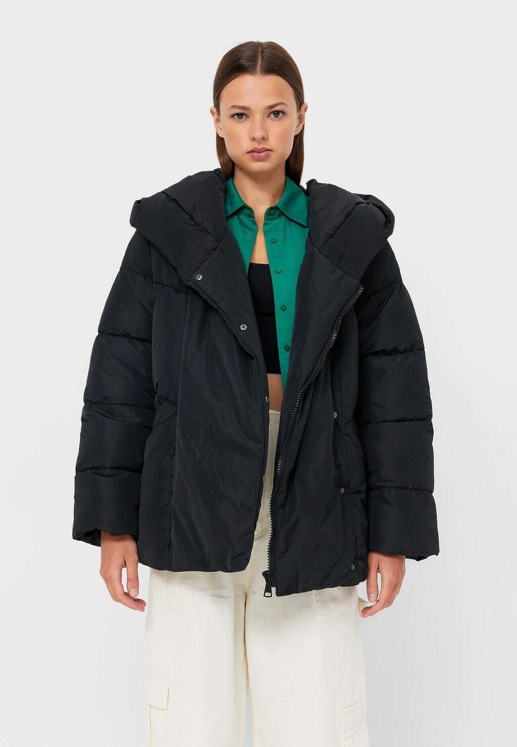 

Зимняя куртка Stradivarius