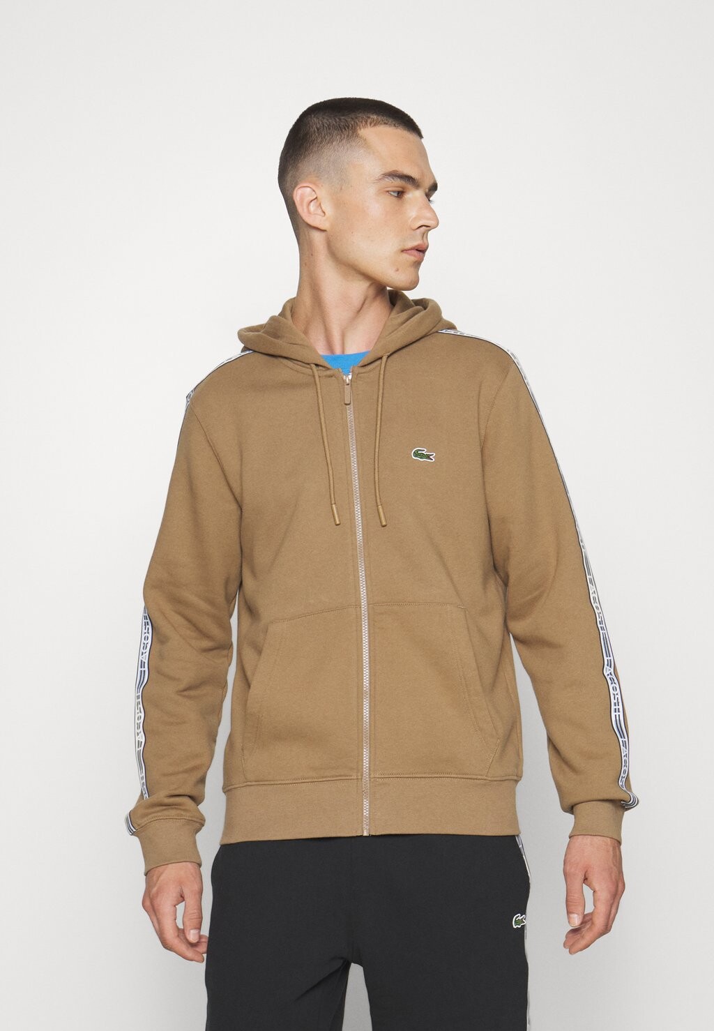 

Толстовка на молнии Lacoste