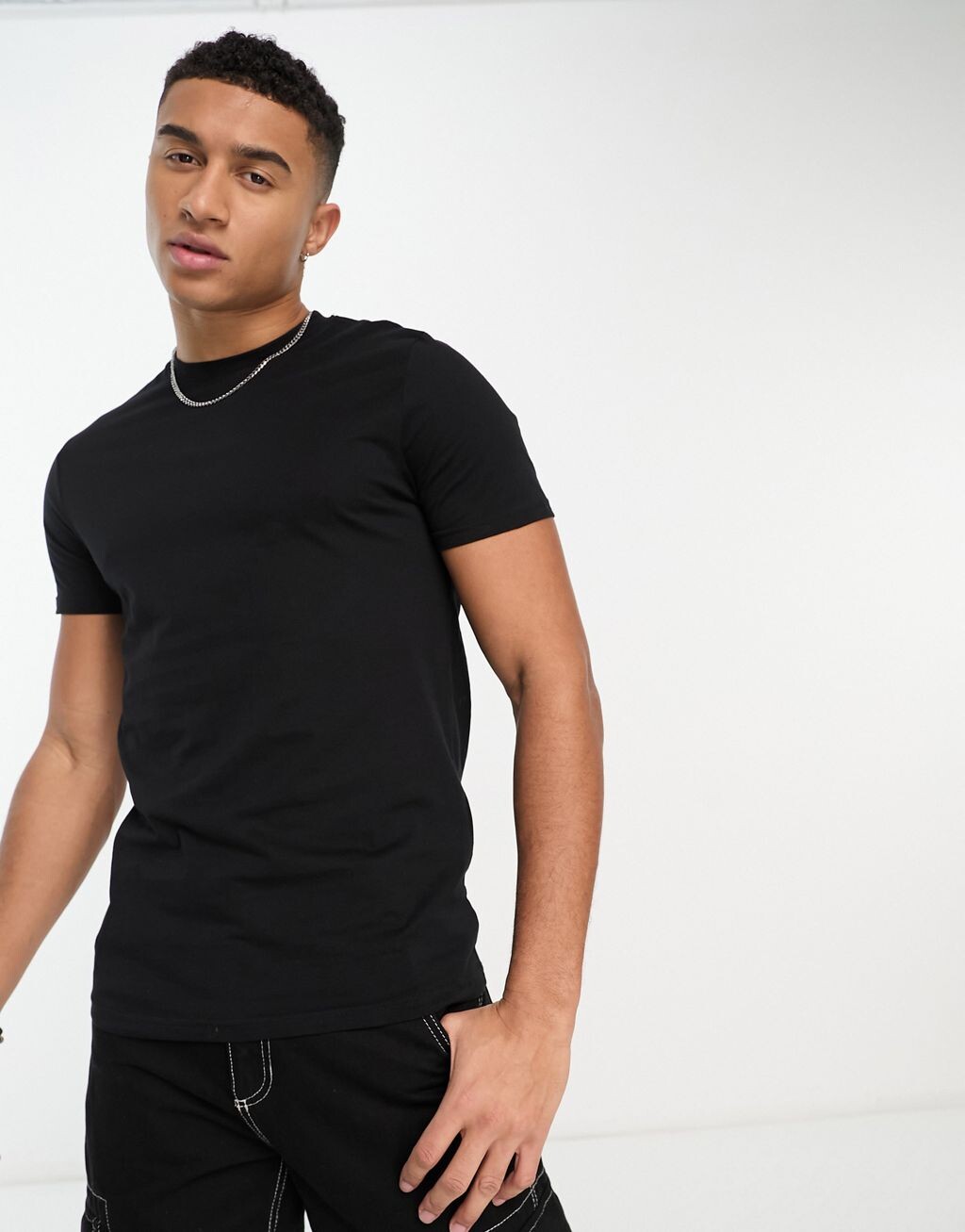 

Черная оверсайз-футболка Jack & Jones, Черный