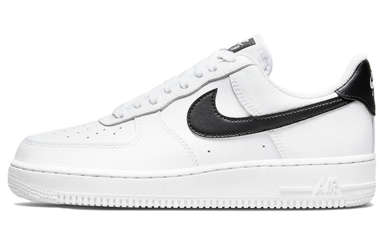 

Кроссовки женские Nike Air Force 1 Low 2022, белый / черный