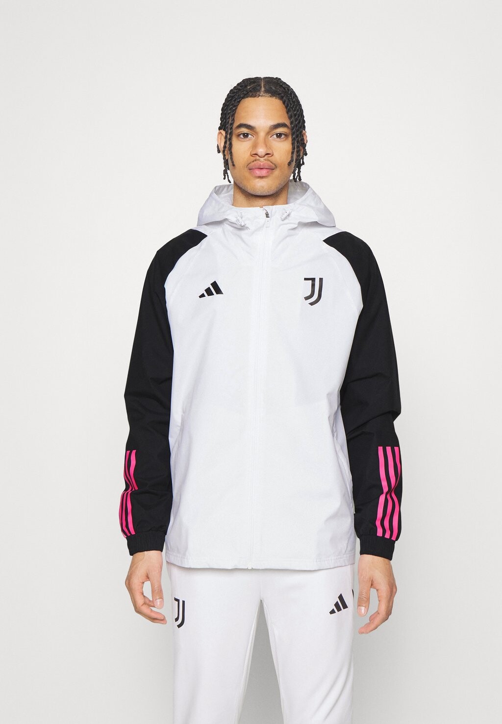 

Спортивная куртка Adidas