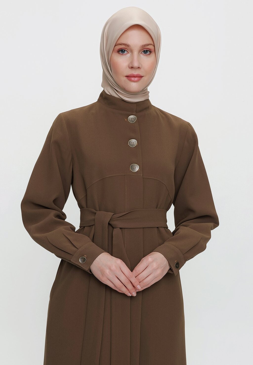 

Классическое пальто MODEST EVENING DRESS Armine, коричневый