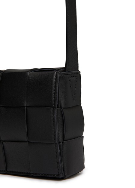 

Маленькая сумка-кассета Bottega Veneta