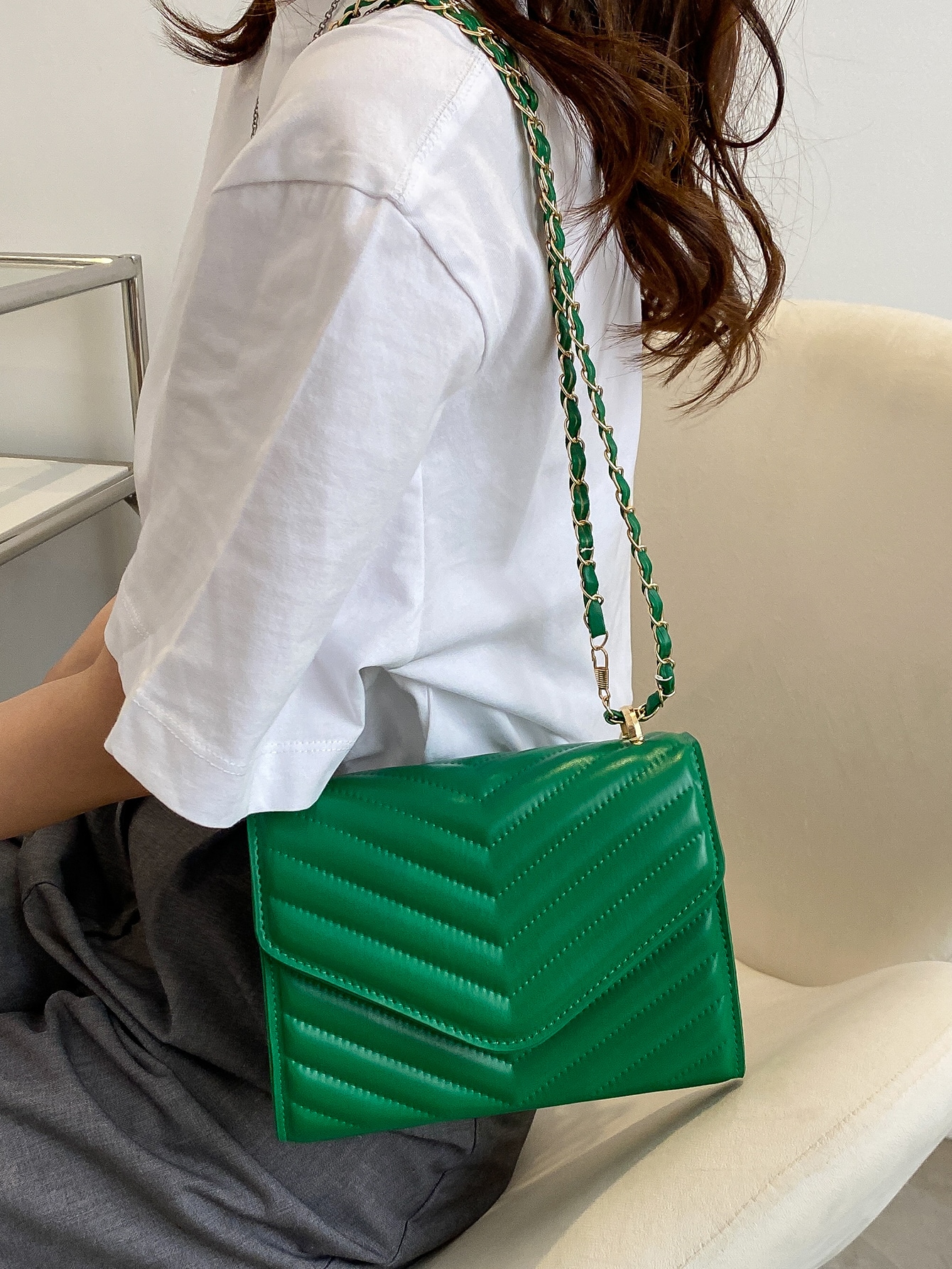 цена Легкая деловая повседневная квадратная сумка с мини-шевронной кнопкой для девочек-подростков, зеленый