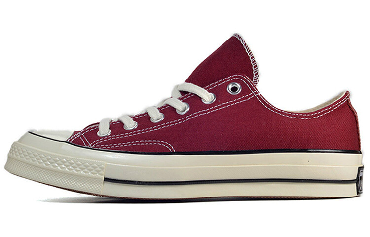 

Классические низкие кеды Converse Chuck 1970-х годов