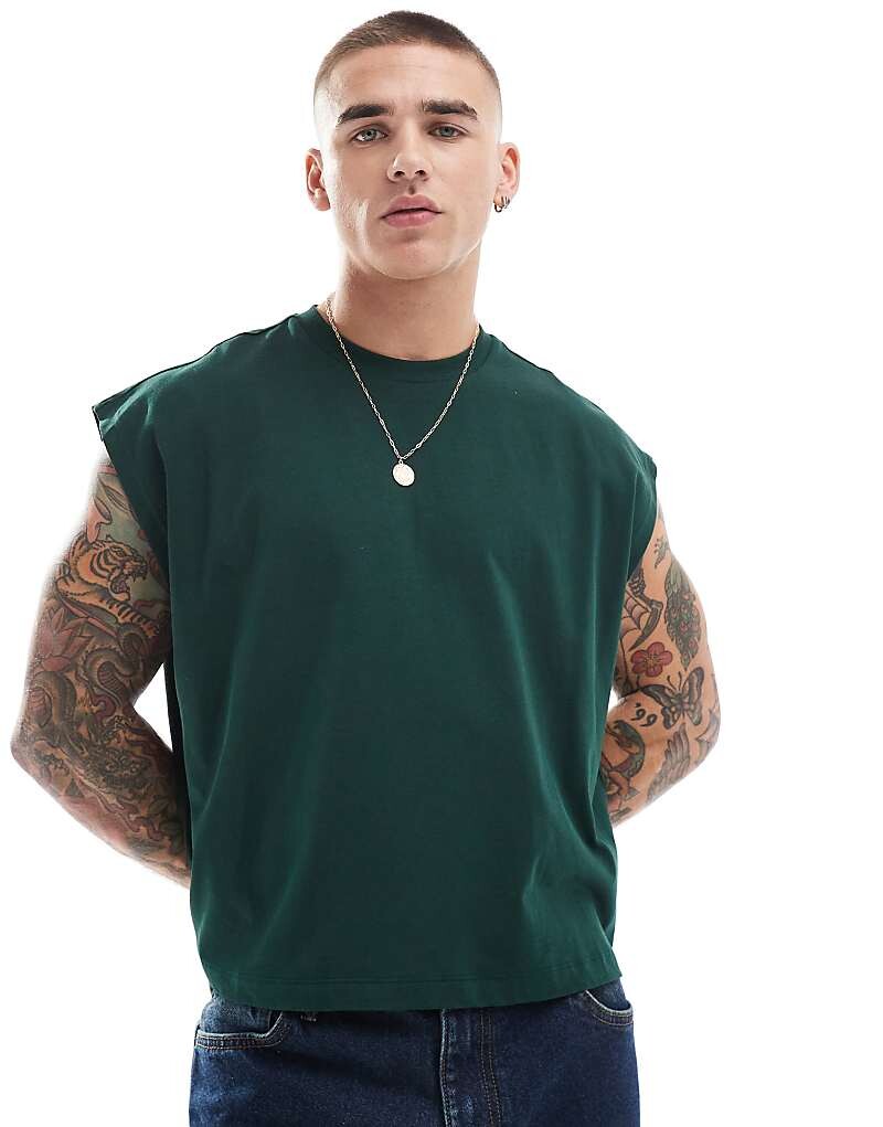 

Темно-зеленая укороченная футболка оверсайз без рукавов ASOS DESIGN