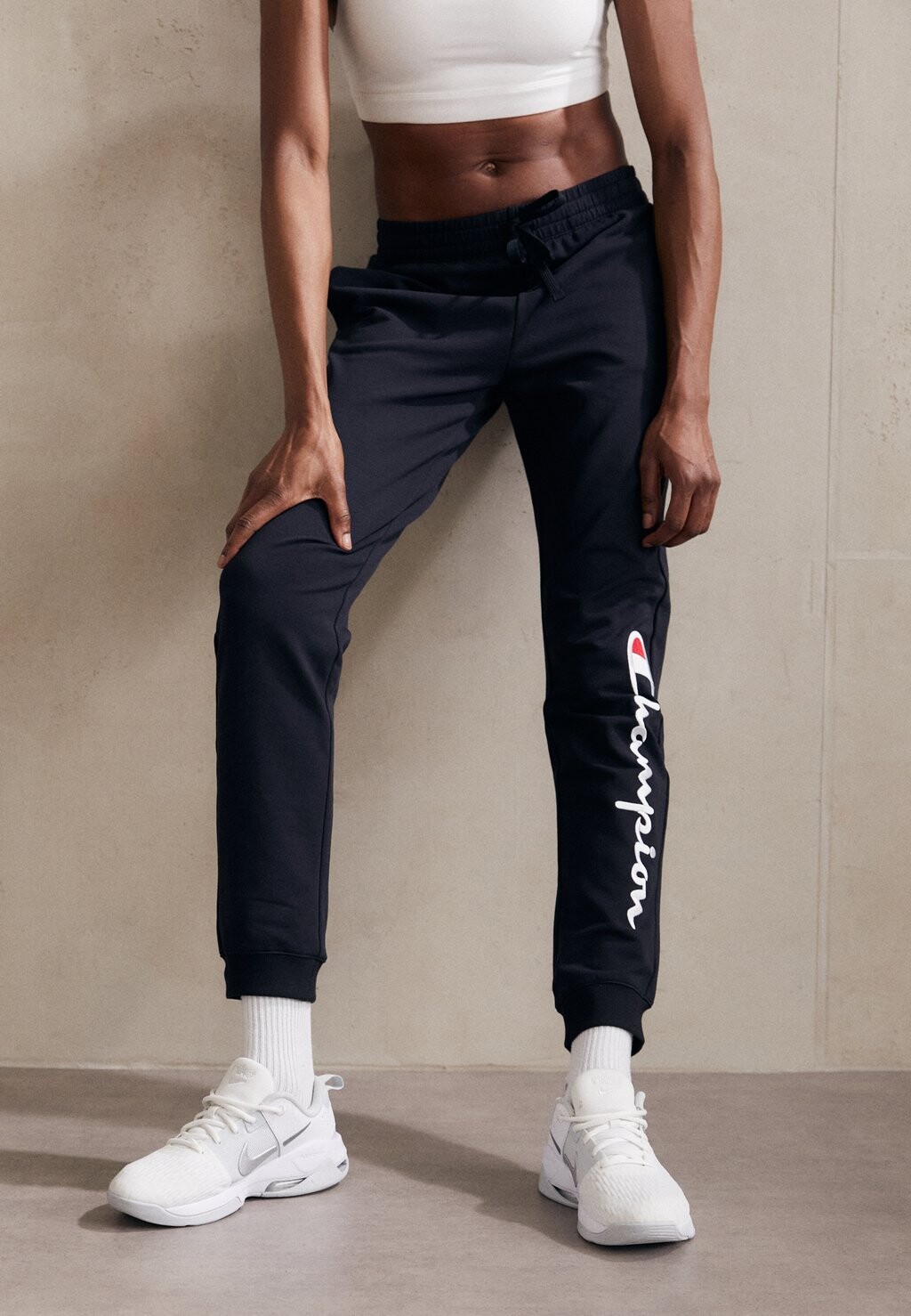 

Спортивные брюки Icons Cuff Pants Large Logo Champion, черный