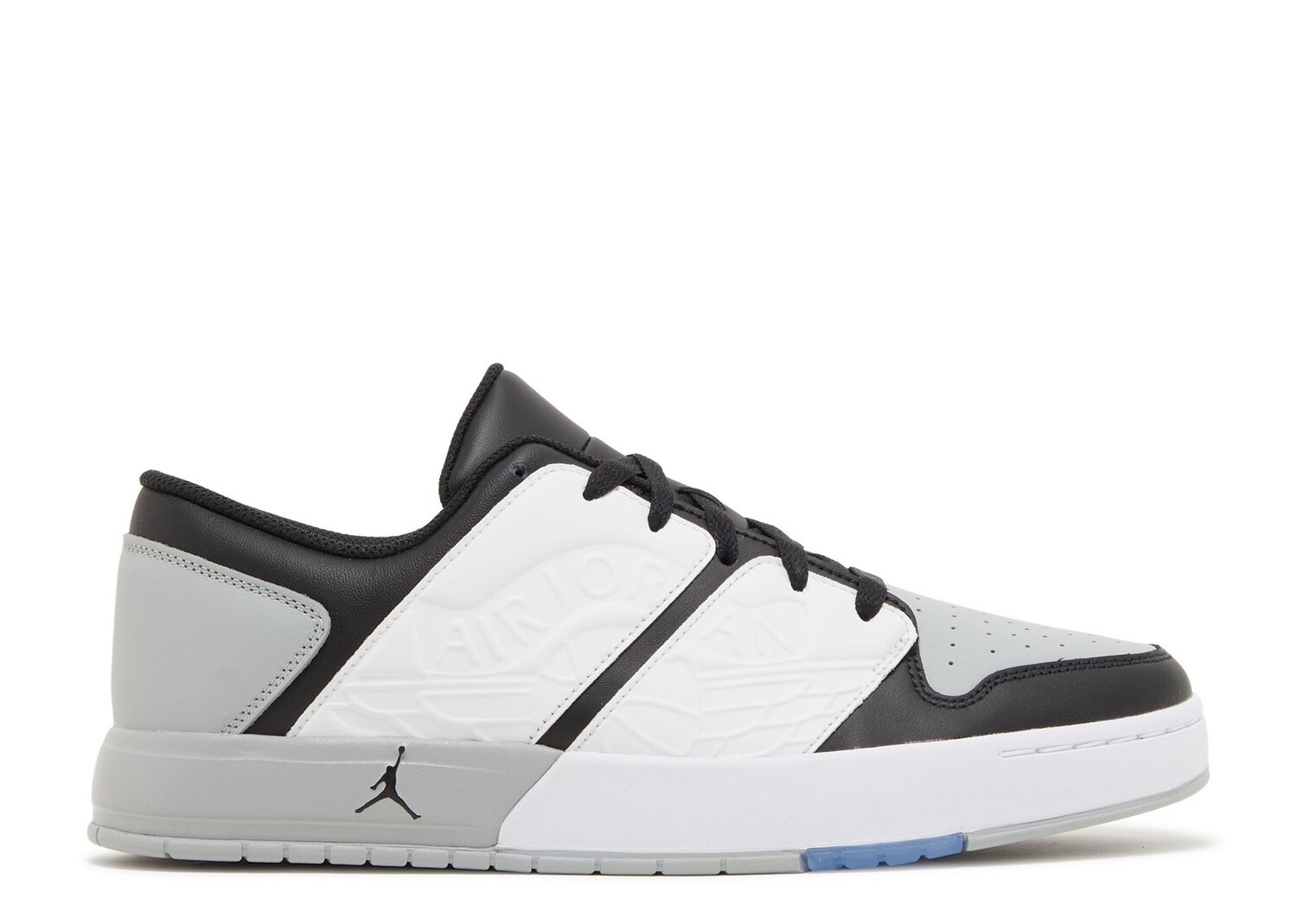 

Кроссовки Air Jordan Jordan Nu Retro 1 Low 'Light Smoke Grey', белый