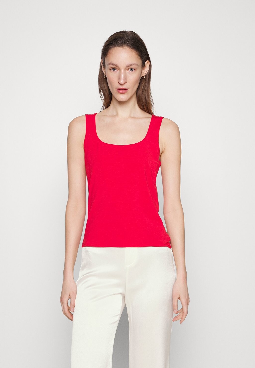 

Топ WEEKEND MaxMara