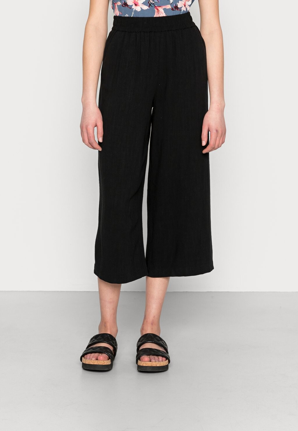 Брюки PCVINSTY CULOTTE Pieces, цвет black