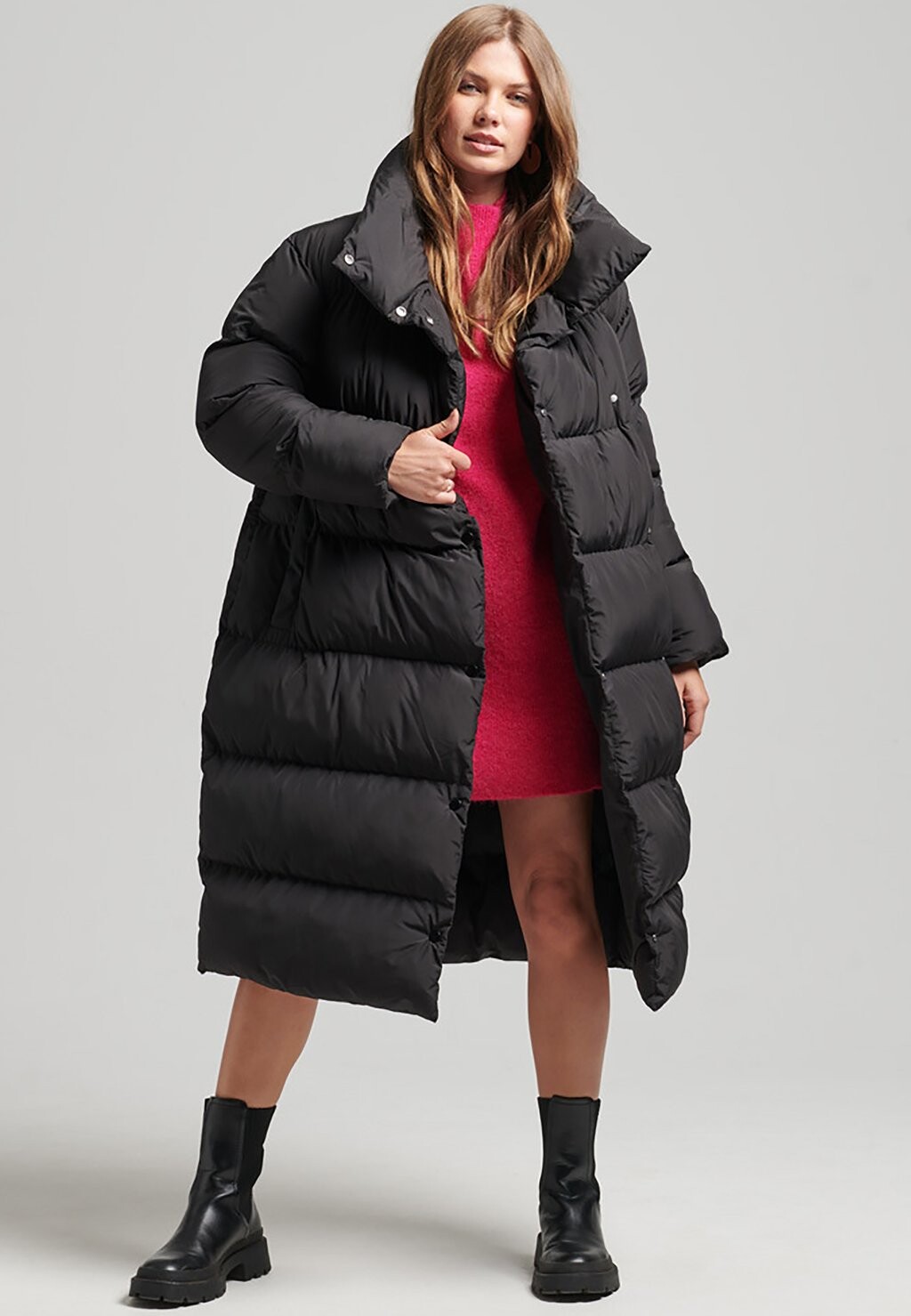 

Зимнее пальто Superdry, черный