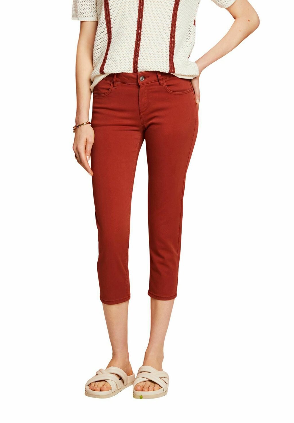 

Джинсовые шорты Esprit