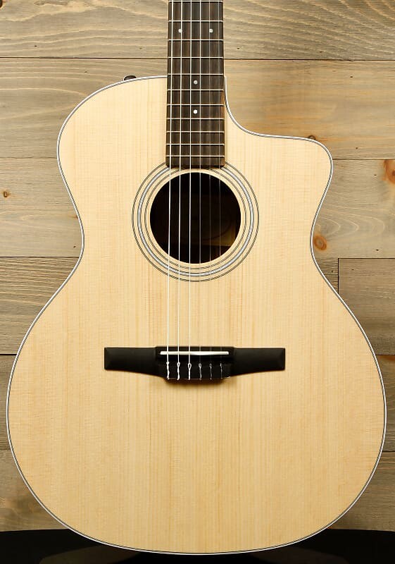 

Акустическая гитара Taylor 214ce-N