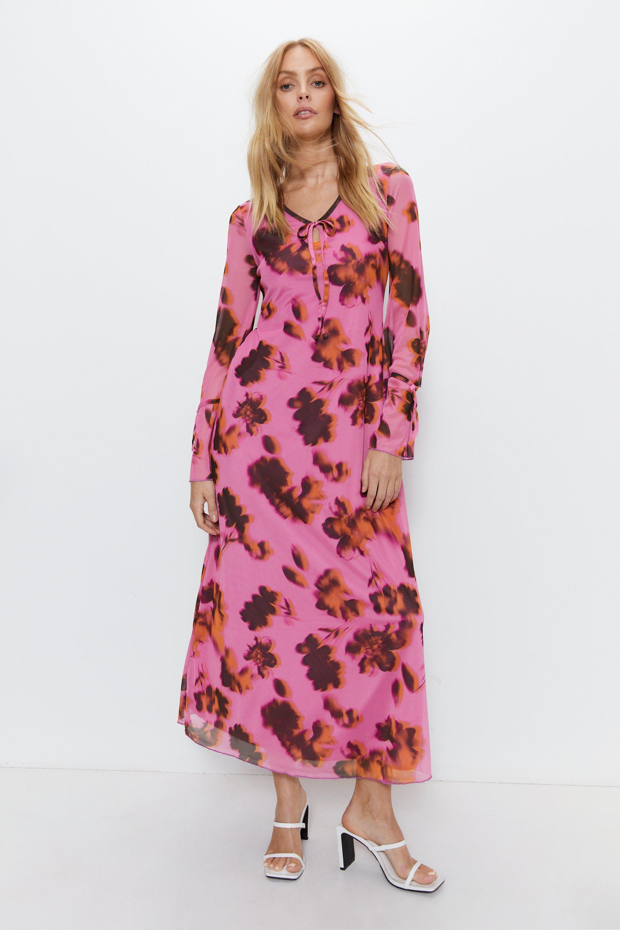 Платье миди с цветочным принтом и завязками спереди, рукавами-фонариками Warehouse, розовый