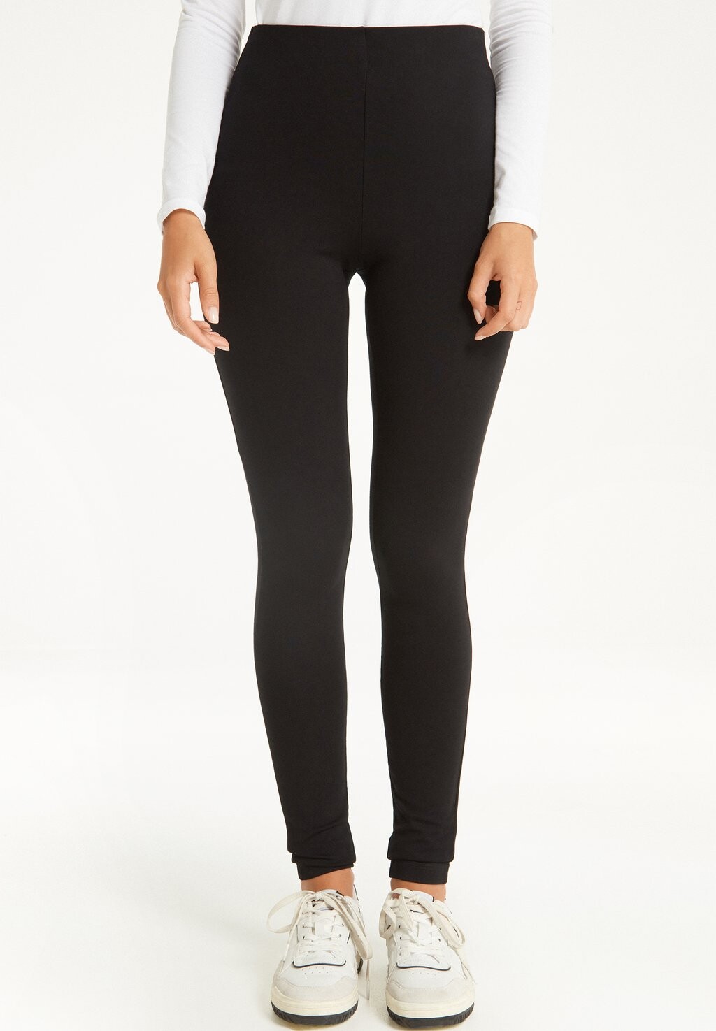 

Брюки Leggings Tezenis, черный