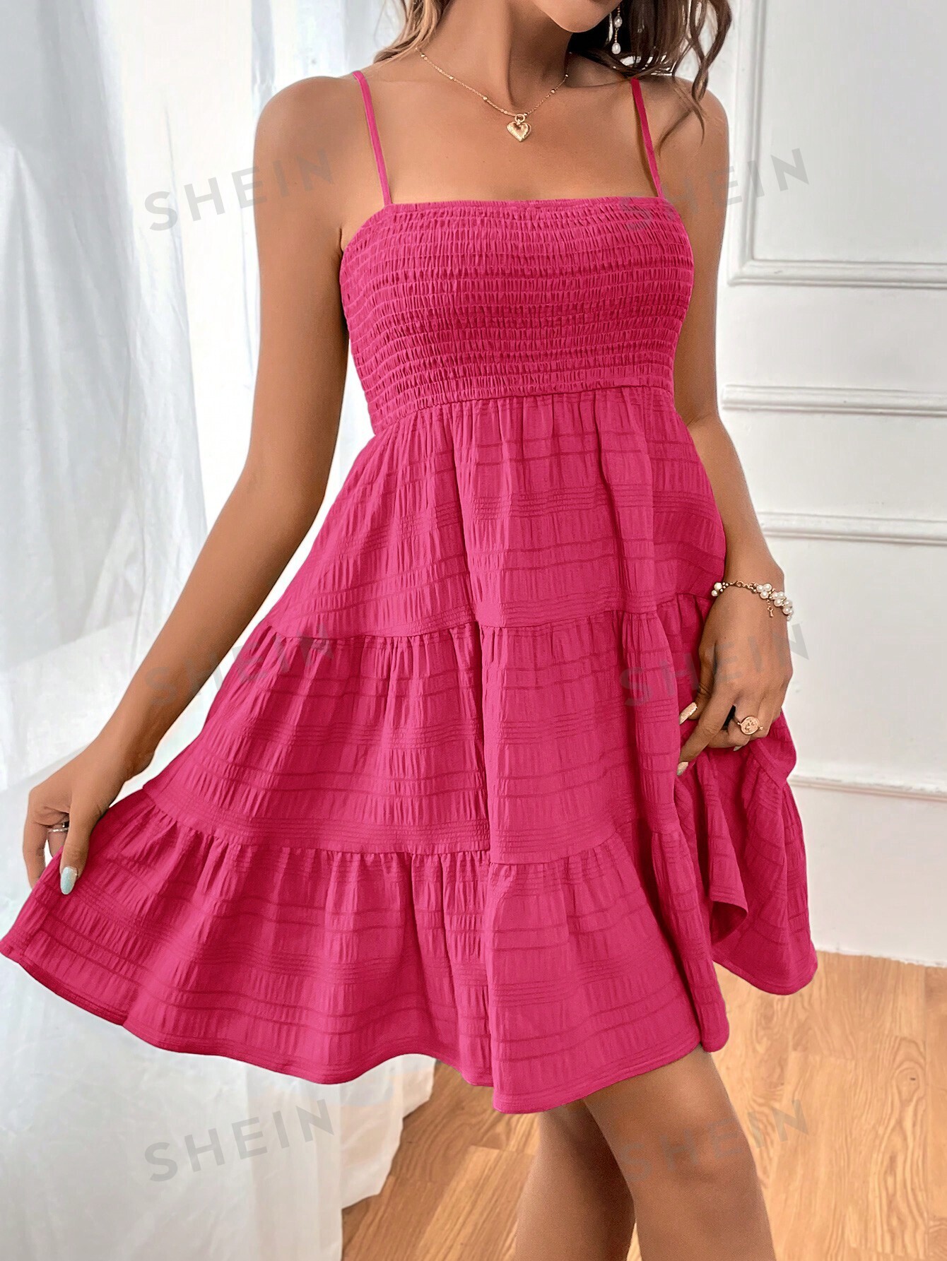 цена SHEIN WYWH Женское однотонное платье на тонких бретельках с оборками и подолом, ярко-розовый