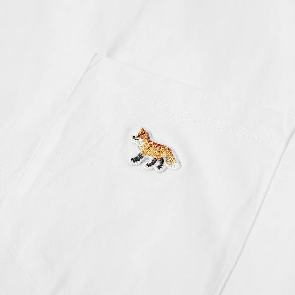 

Maison Kitsune Футболка с накладным карманом Profile Fox, белый