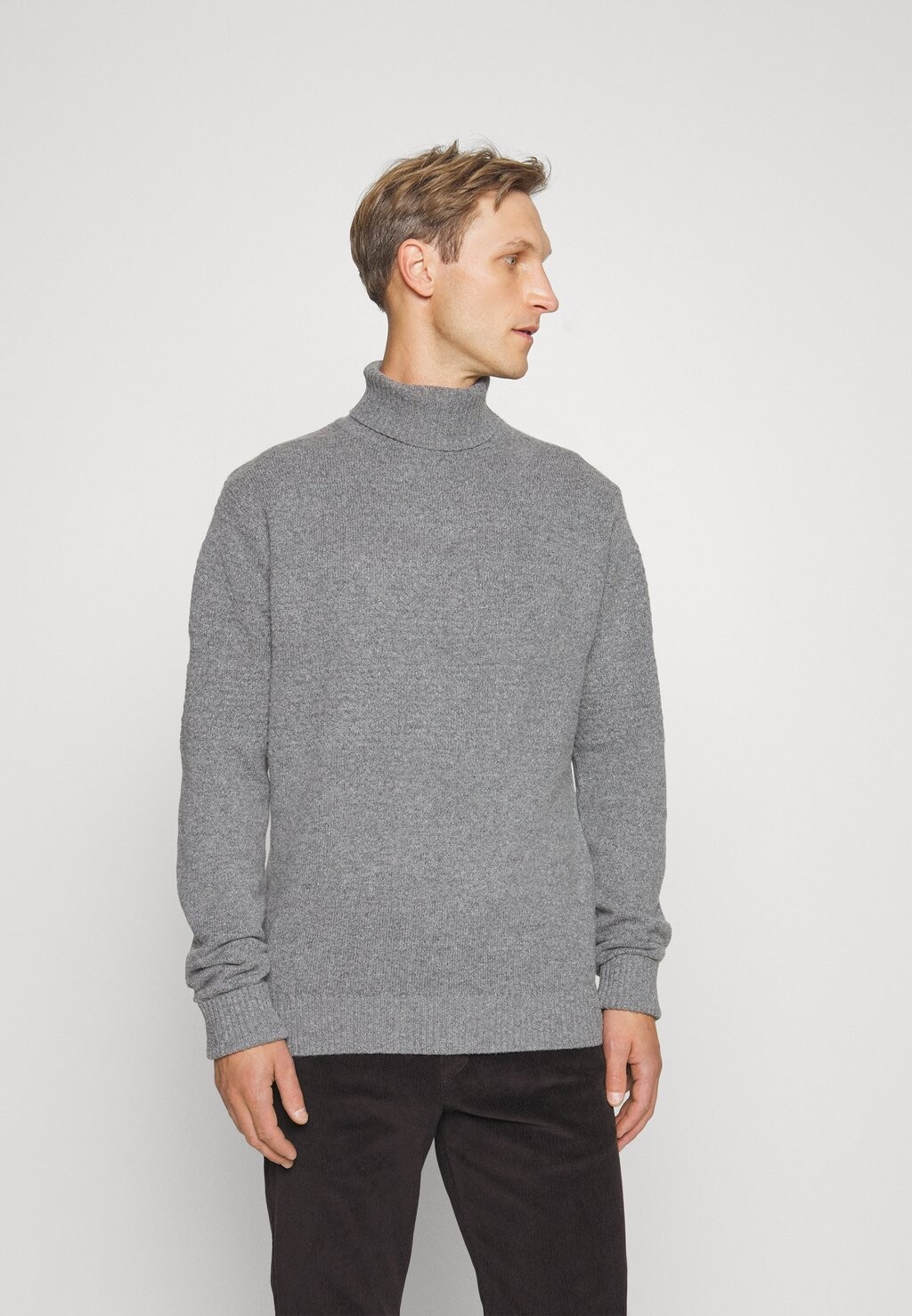 

Свитер Skipper Structure Selected, цвет medium grey