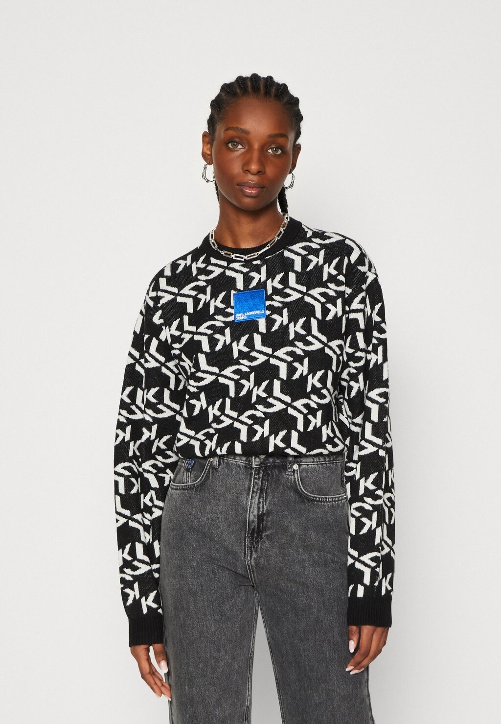 

Джемпер Karl Lagerfeld Jeans ЖАККАРДОВЫЙ СВИТЕР MONOGRAM, цвет black/white