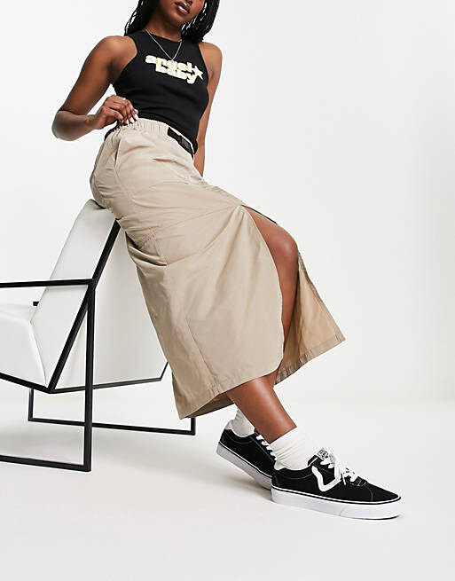 

Юбка-карго макси с поясом ASOS DESIGN из технологичной ткани каменного цвета