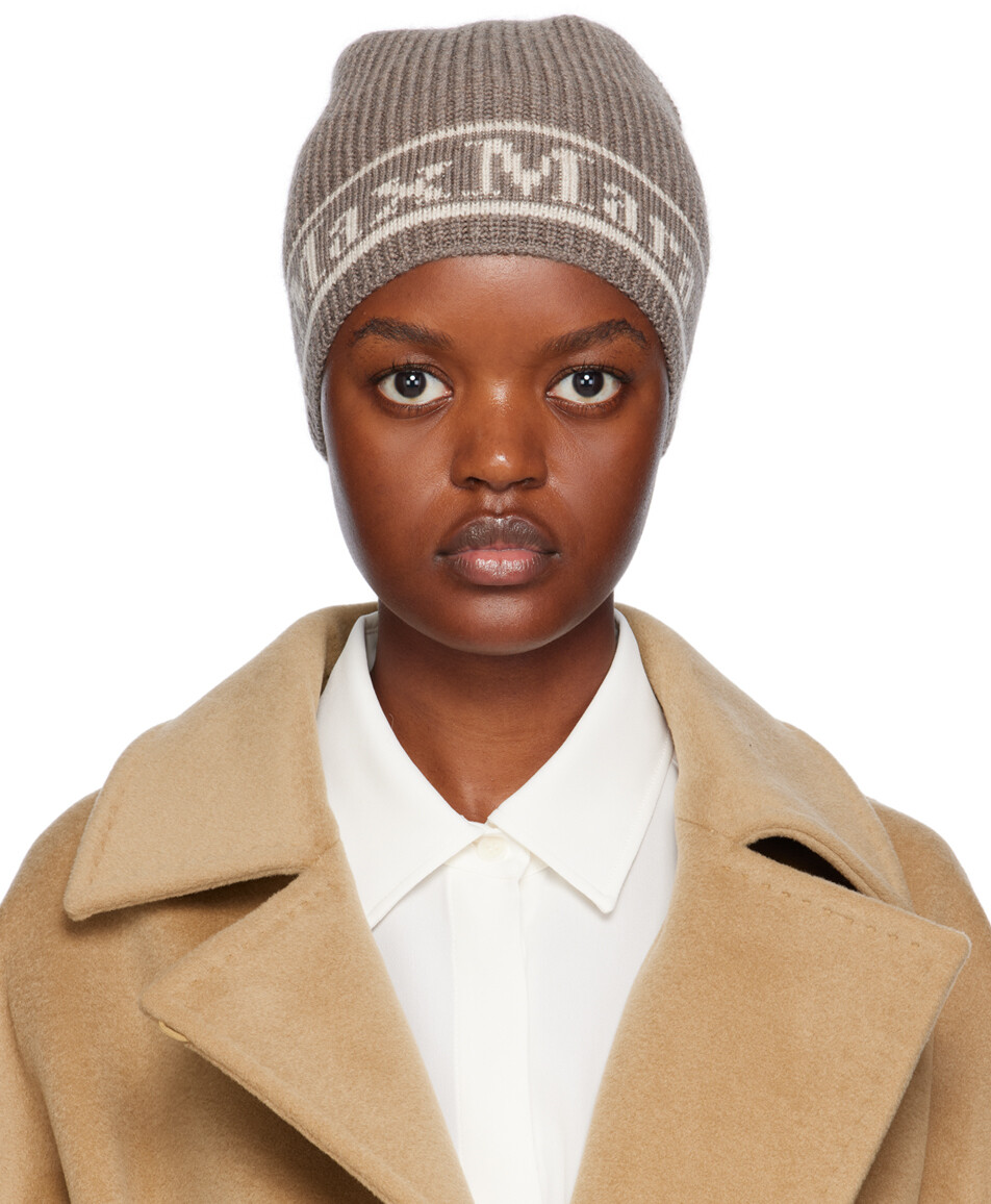 

Коричневая шапка Educata Max Mara