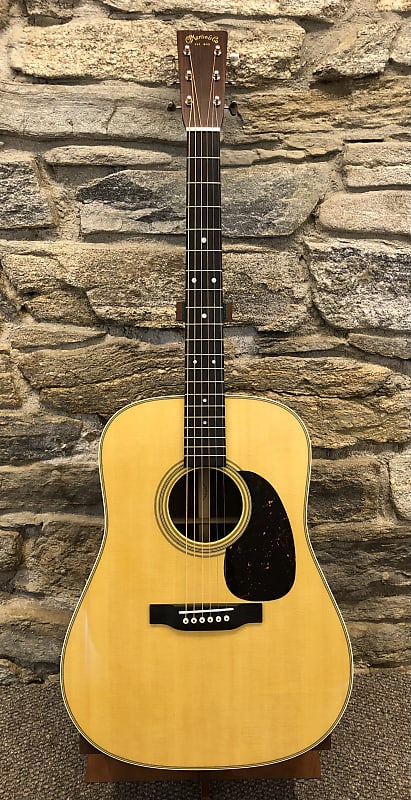 Акустическая гитара Martin D-28 2023 Standard Series