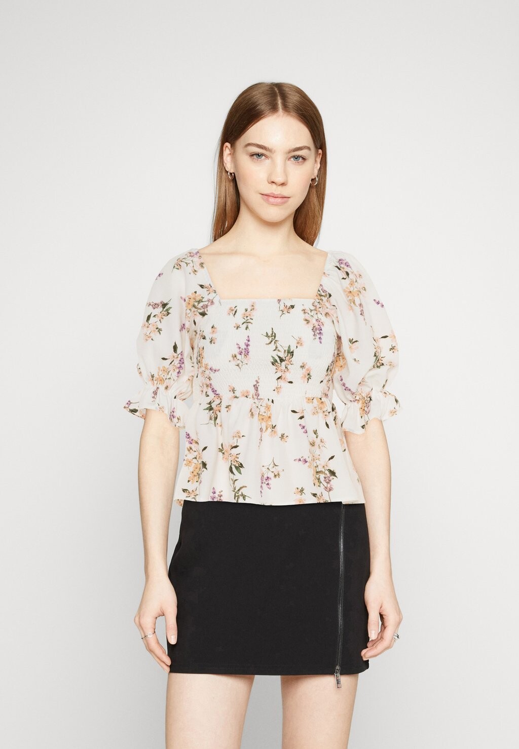 

Блузка Vero Moda