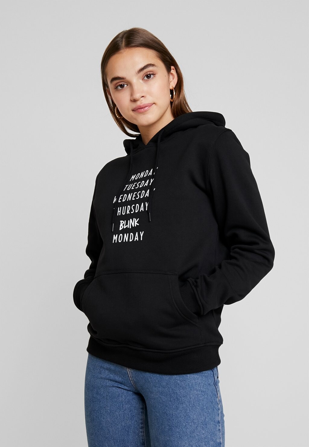 

Худи Mister Tee