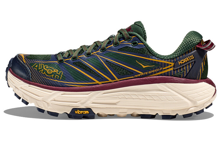 

Hoka One One Mafate Speed 2 с видом на горы