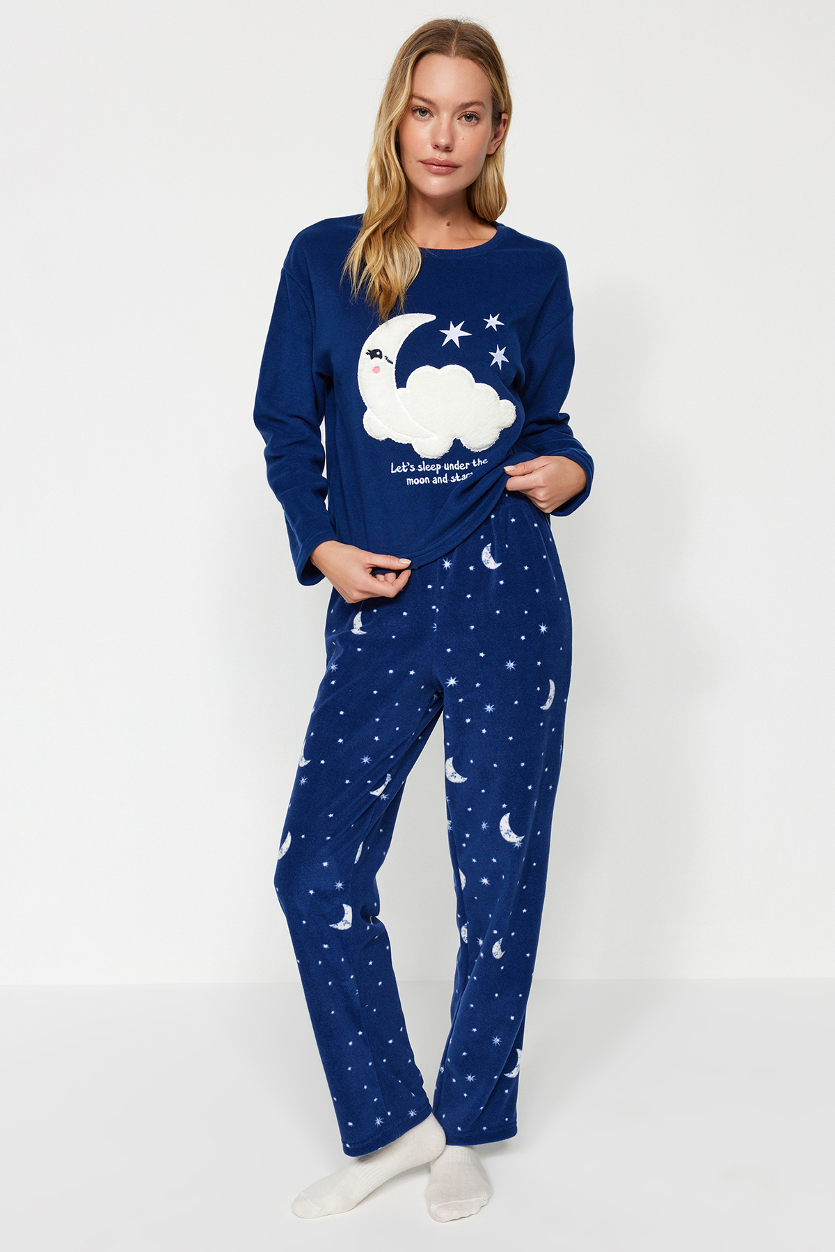 Пижамный комплект Trendyol из флисовой футболки и брюк с рисунком галактики, темно-синий