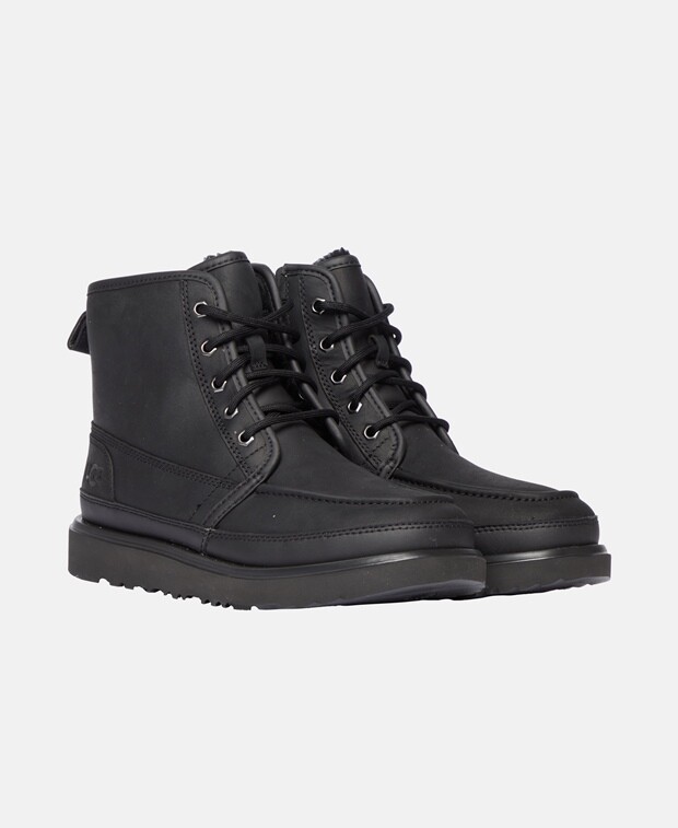 

Ботинки на шнуровке Ugg, черный