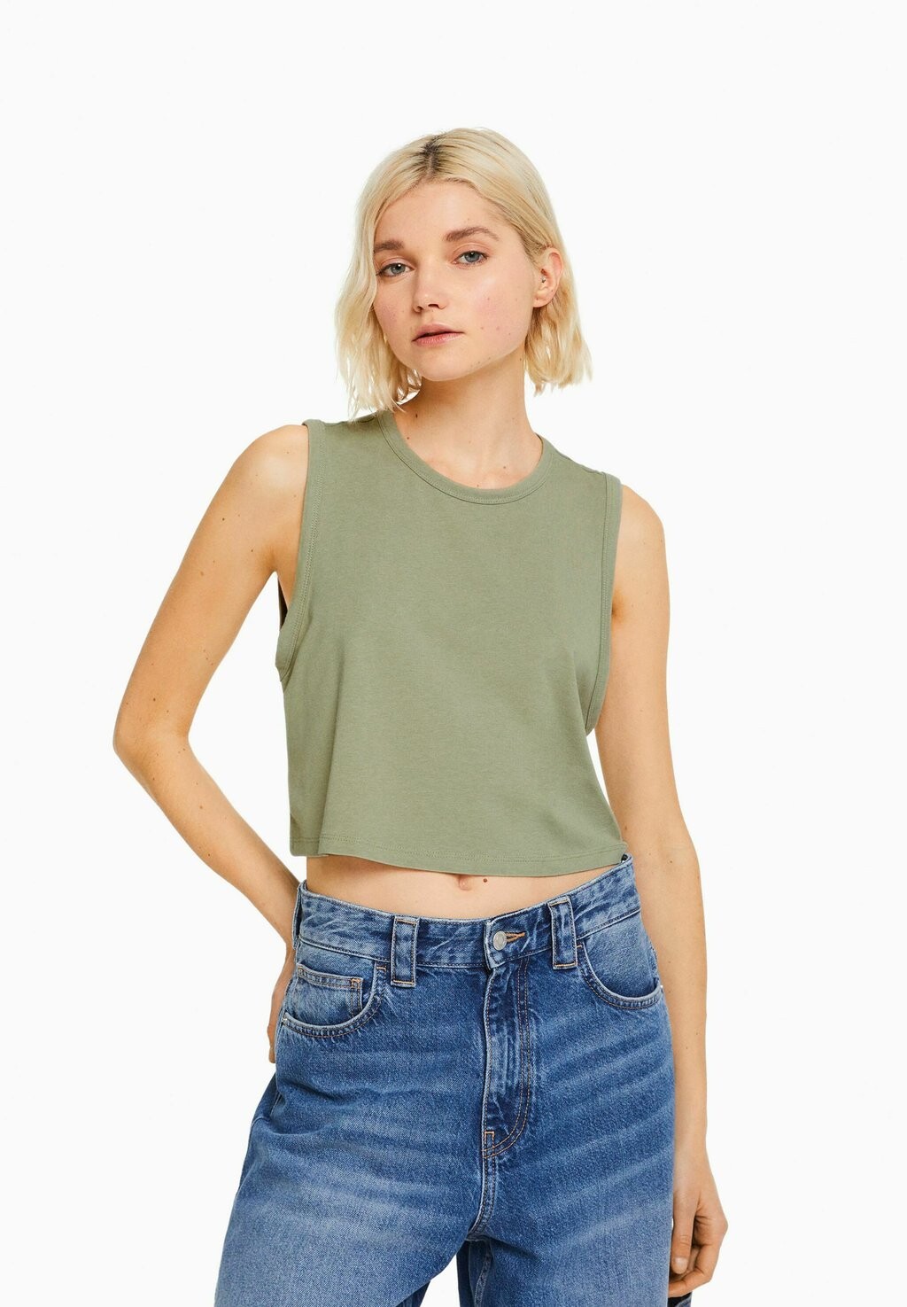 

Топ Bershka