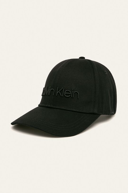 

Шапка Calvin Klein, черный