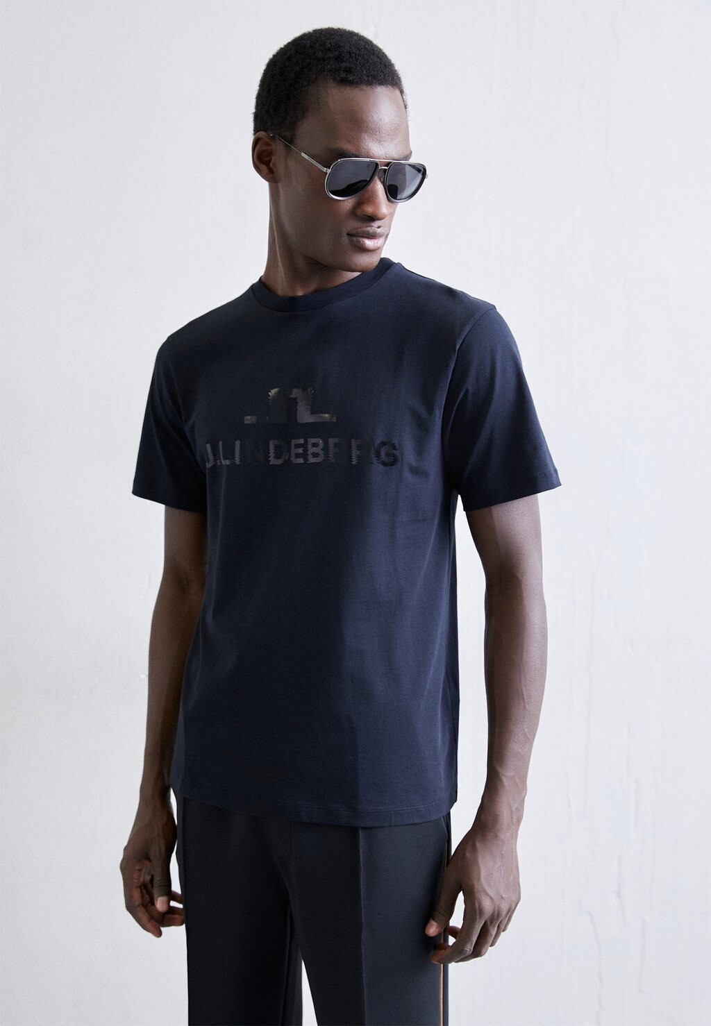 

Футболка с принтом PARCY LOGO TEE J.LINDEBERG, цвет black