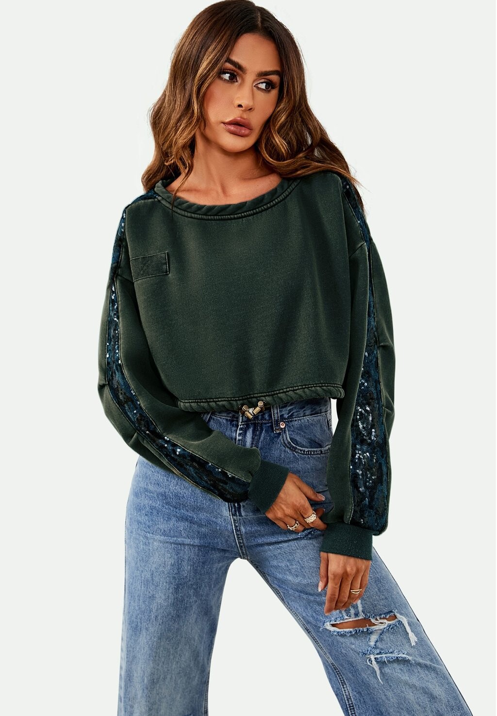 

Толстовка Sequins Detail Sleeve Capsule Cropped FS Collection, цвет dark green