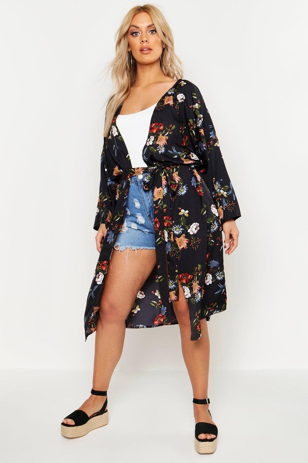 

Кимоно Plus с цветочной завязкой на талии boohoo, черный