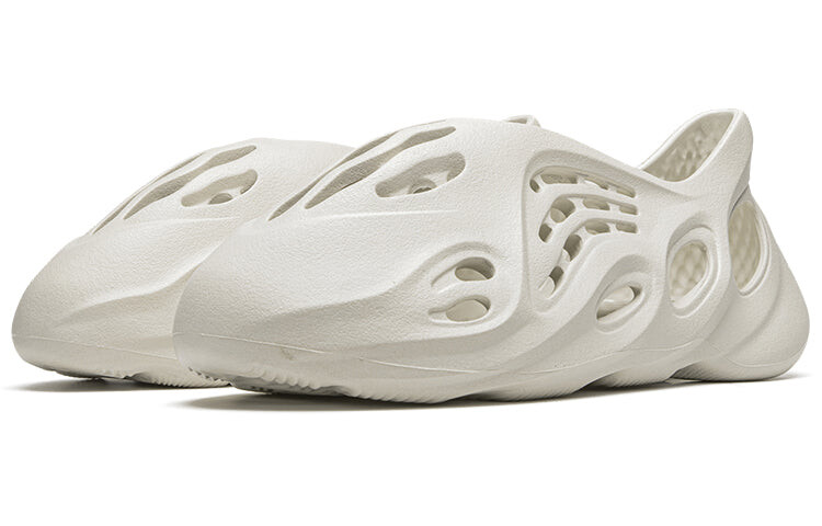 

Кроссовки мужские Adidas Originals Yeezy Foam Runner, белый
