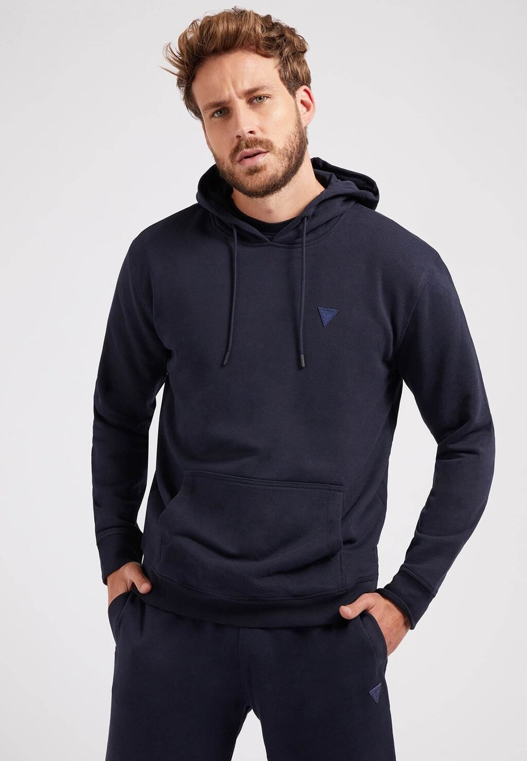 

Толстовка с капюшоном Guess