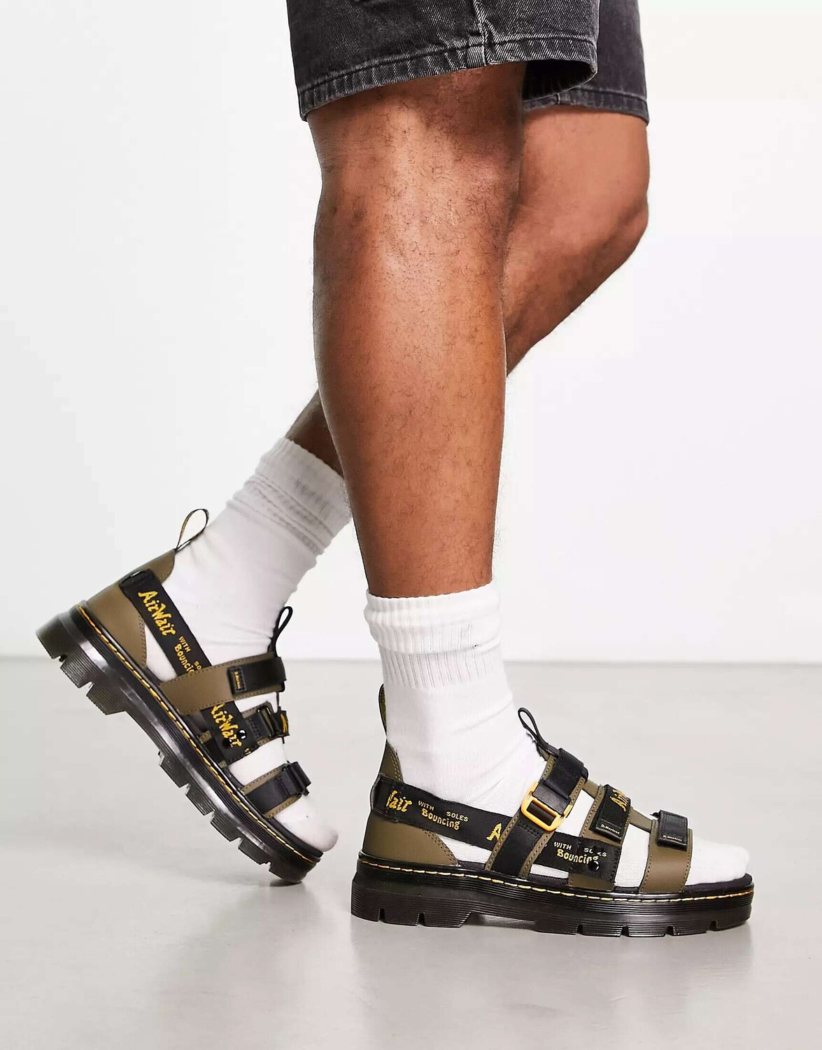 

Оливковые сандалии с несколькими ремешками Dr Martens Pearson ii
