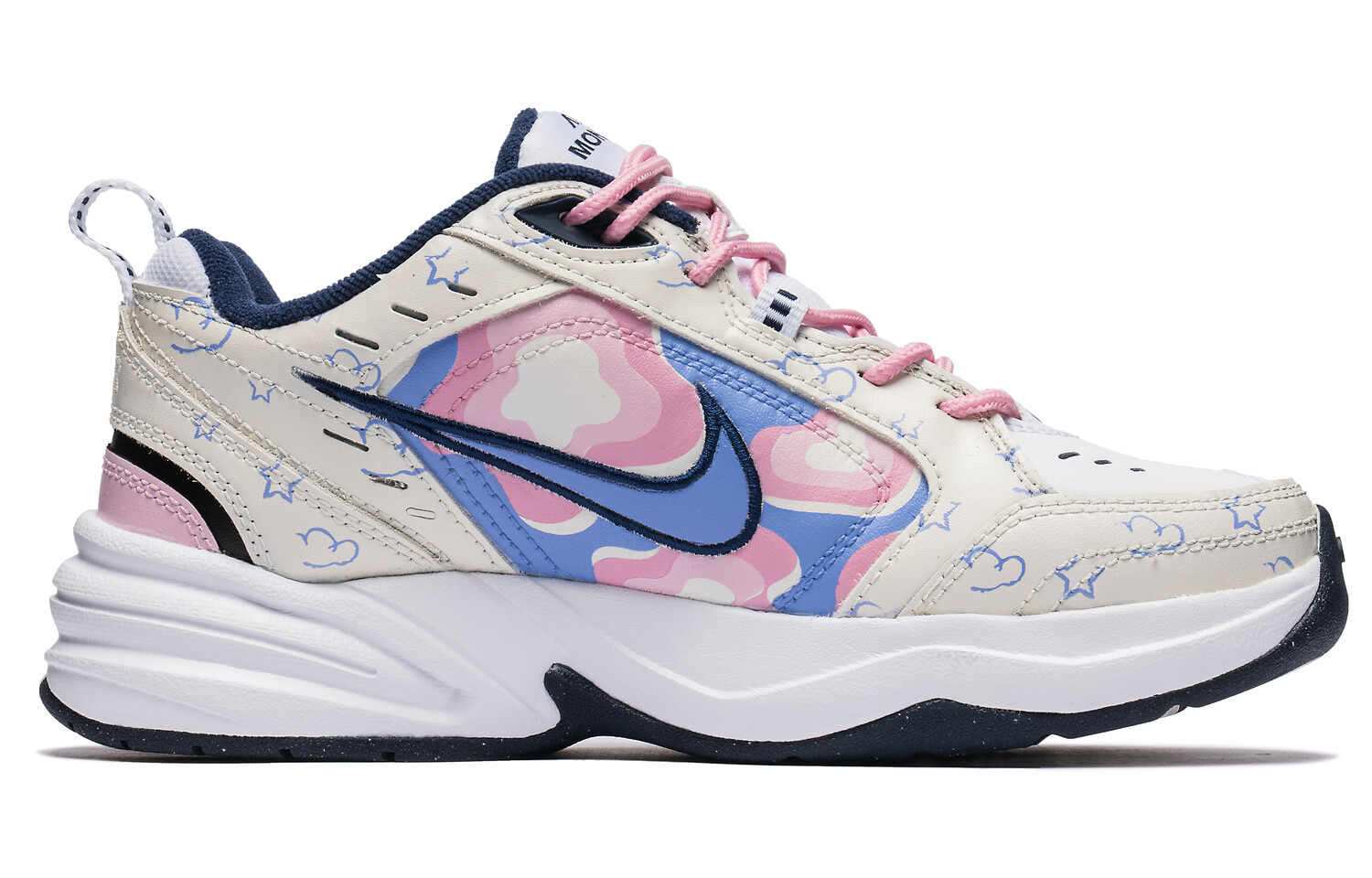 

Женские массивные кроссовки Nike Air Monarch 4