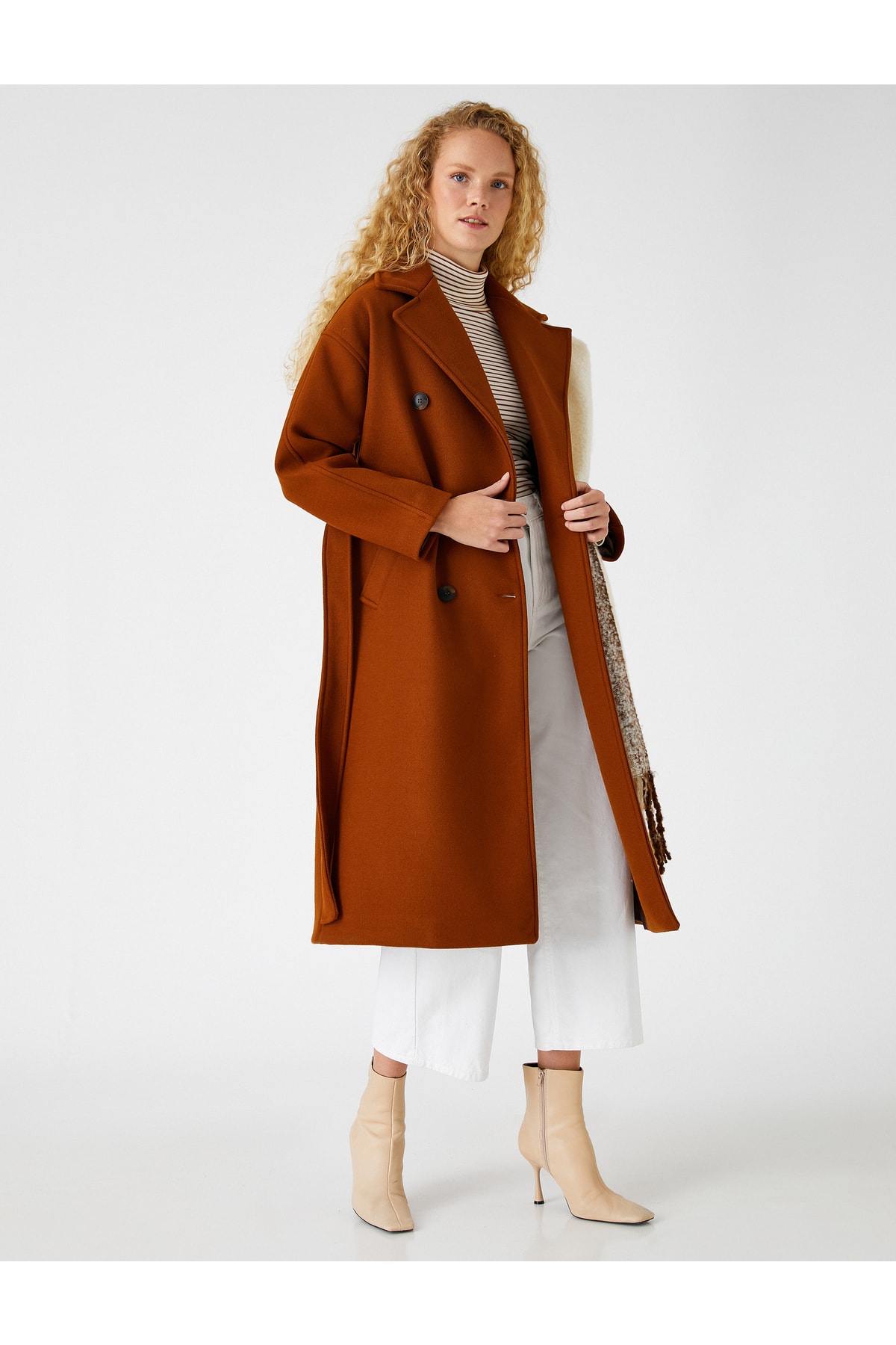 Двубортное пальто с поясом Koton, коричневый