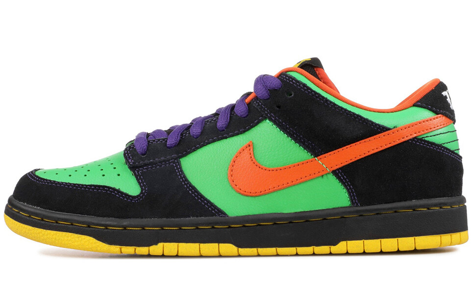 

Обруч Nike SB Dunk Low Green Spark оранжевый