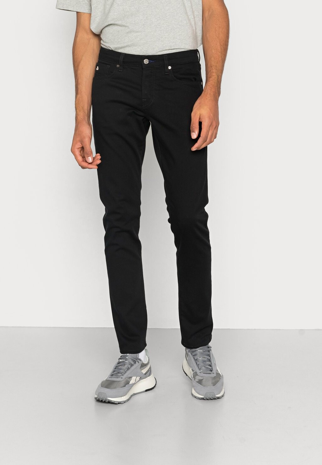 

Джинсы облегающего кроя Scotch & Soda